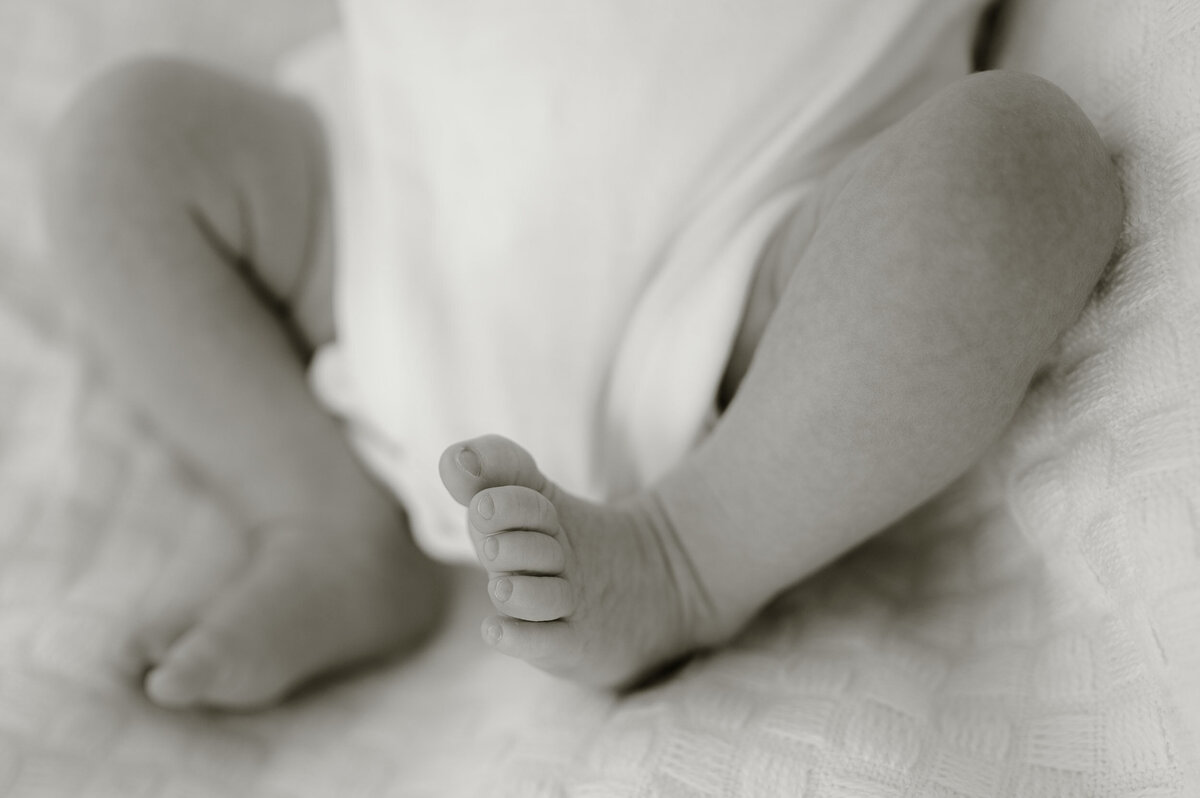newborn-photoshoot-worcestershire-127