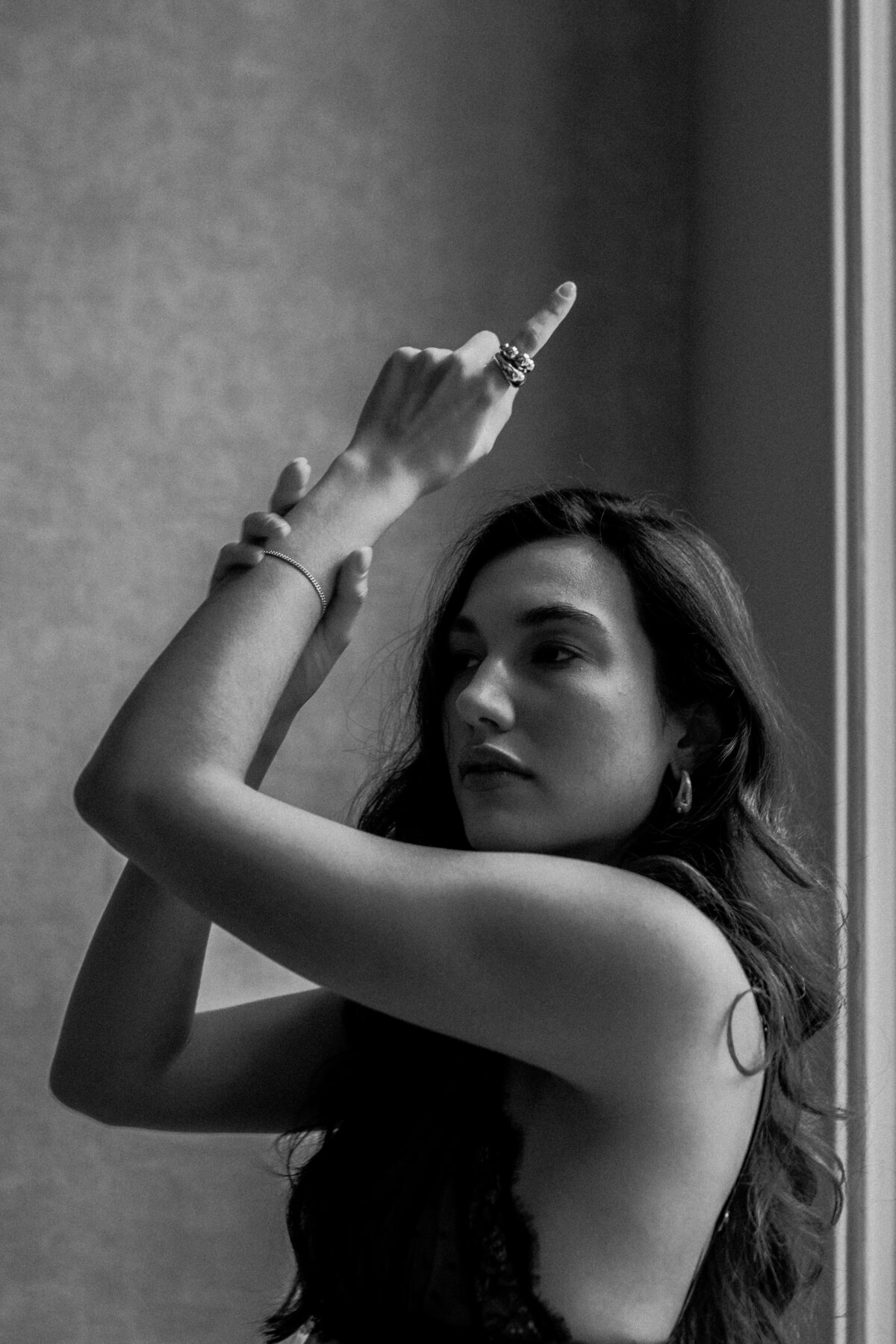 Empowerment photo with a modern, editorial twist and luxurious details