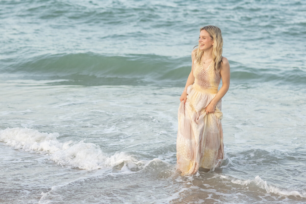 Senior-Dani-Disney-Family-Vero-Beach-Photographer-Windsor-Seaglass-13