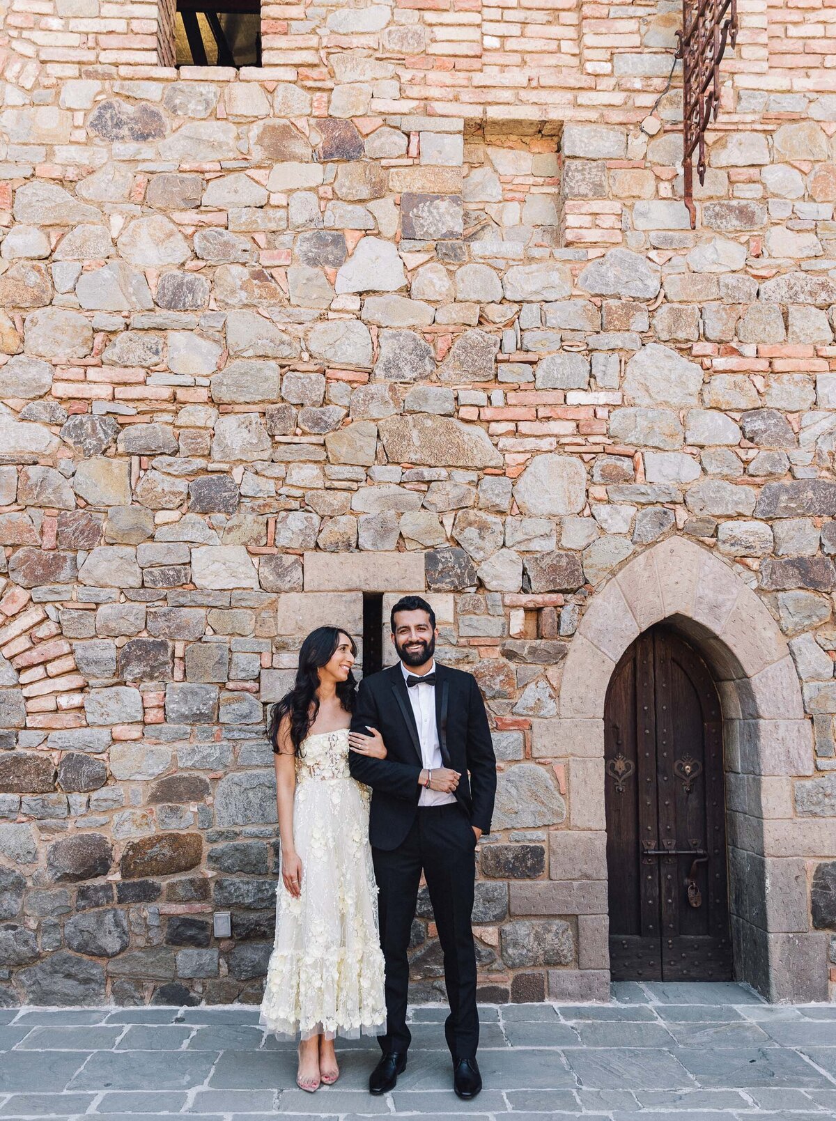 Castello-di-Amorosa-ashleycarlascio-photography-napa-photographer-engagement-calistoga-0003