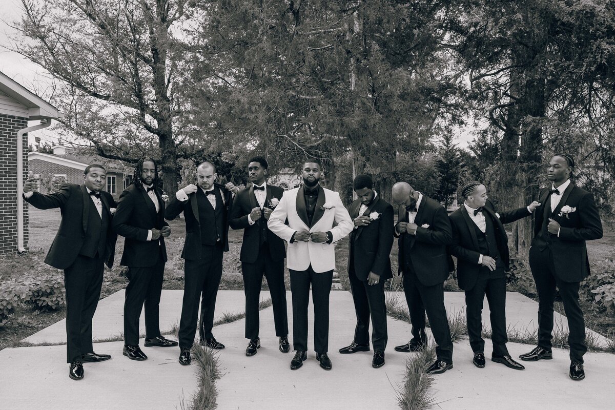 Groom-74