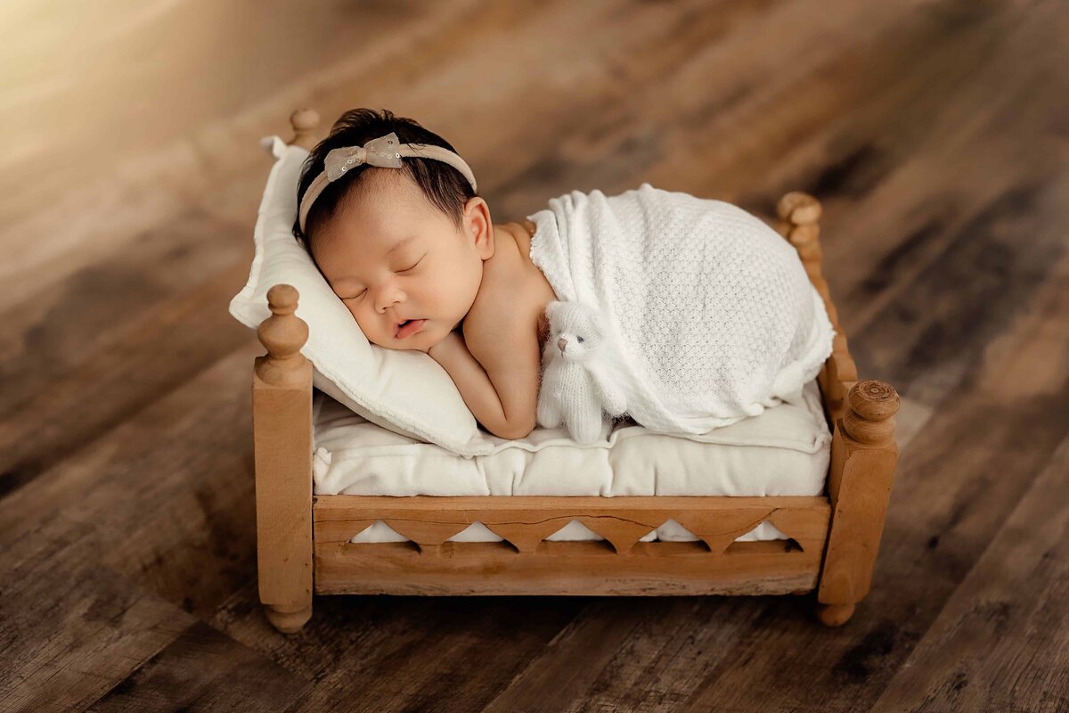 Enumclaw Newborn Photoshoot