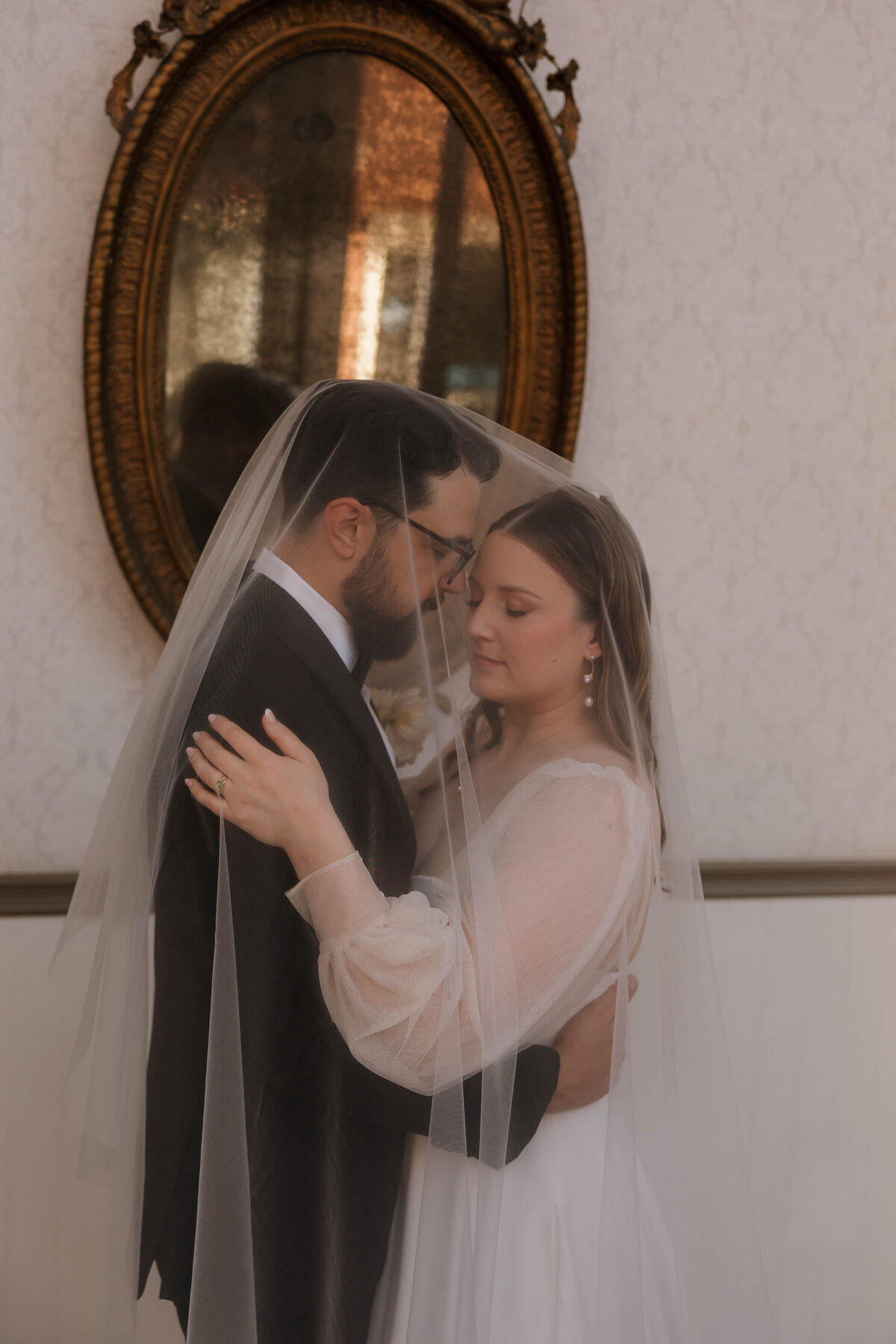 horton-plaza-hotel-san-diego-wedding-raven-berlin-photo-766