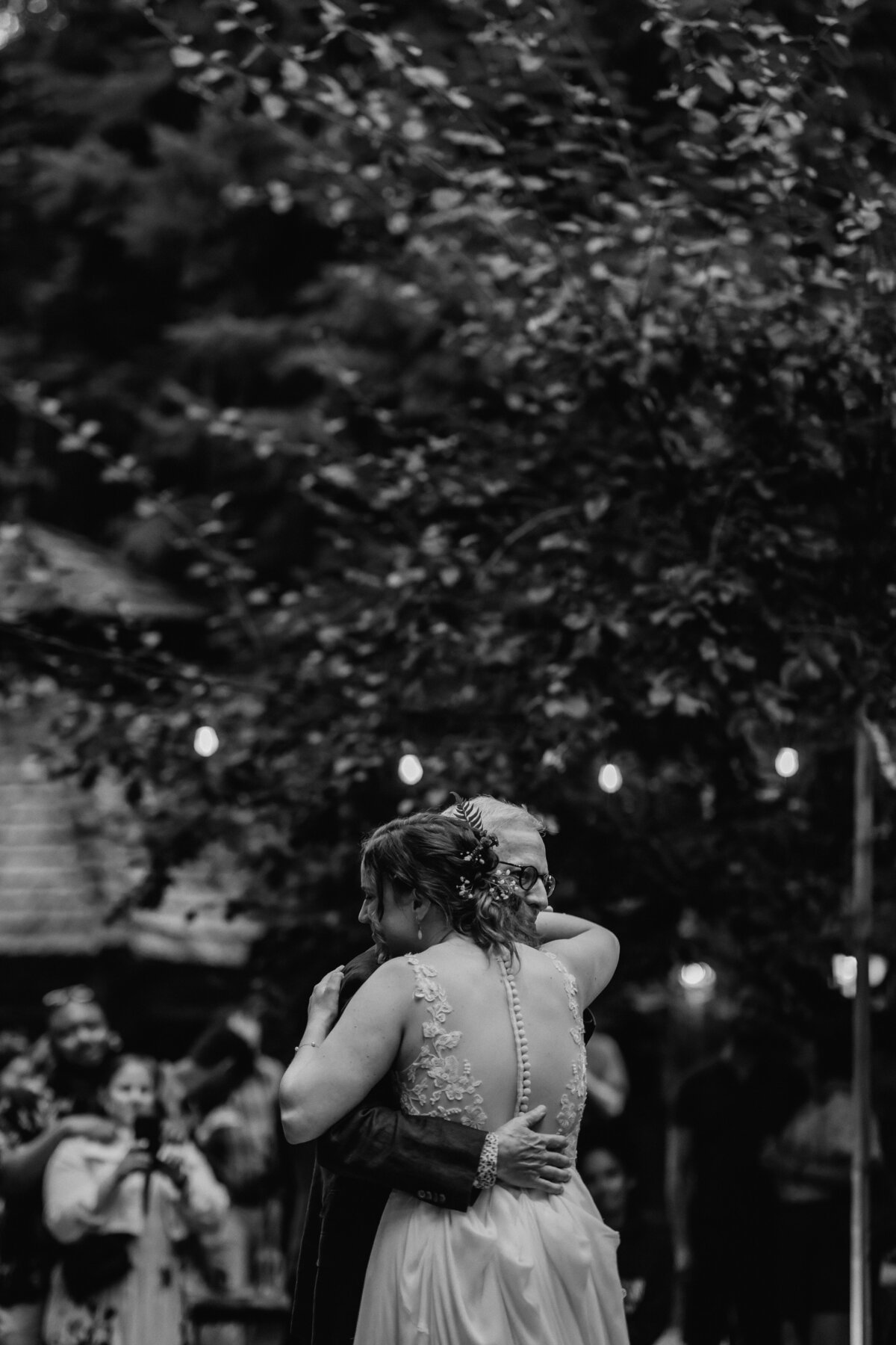 cailin-evan-wellspring-spa-wedding-1110bw