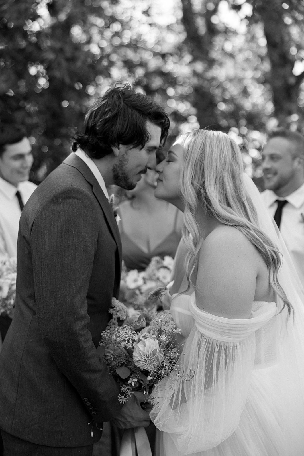 Kayla & Brenden Wedding The Griffin House _ Hood River_ Oregon _ Michelle Allan Photography 406