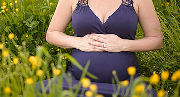 Nashua-NH-maternity-photographer-featured