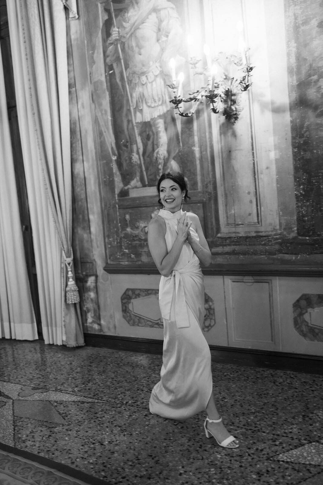 Flora_And_Grace_Editorial_Venice_Analog_Editorial_Wedding_Photographer (1 von 1)-131