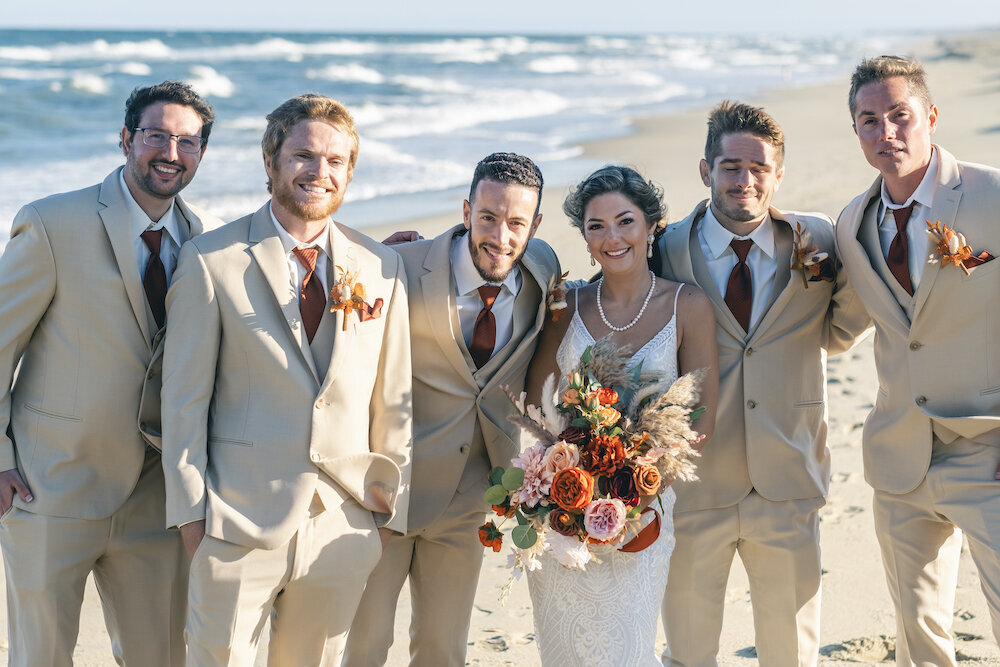 finer-points-coastal-kitty-hawk-pier-wedding00017