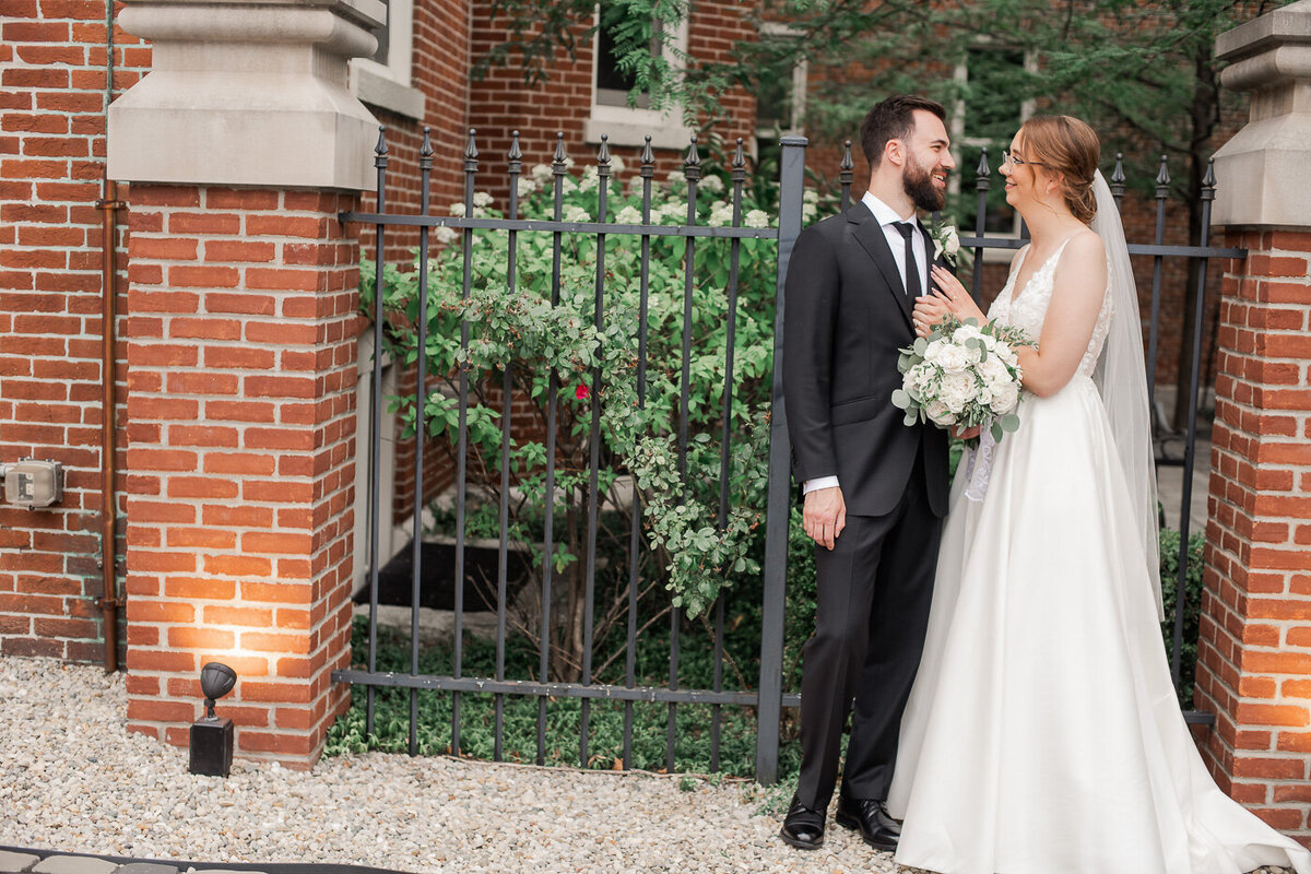 catholic-wedding-summer-indianapolis-indiana-st-johns-indy-catholic-church-39