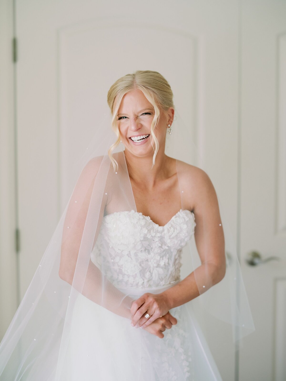 Oak-pointe-country-club-wedding_1311