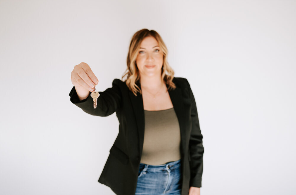 clean and modern style headshots by Portland headshot photographer
