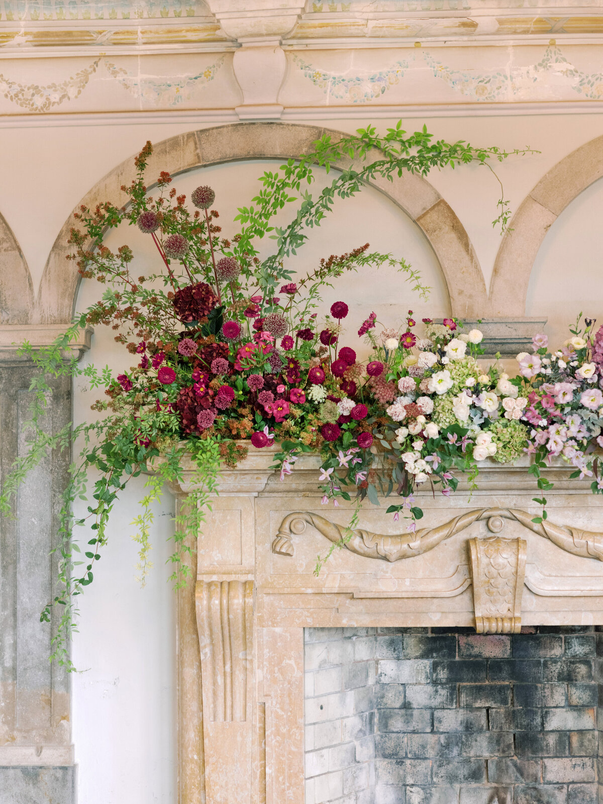 casa-dos-penedos-portugal-wedding-ceremony-fireplace-flowers