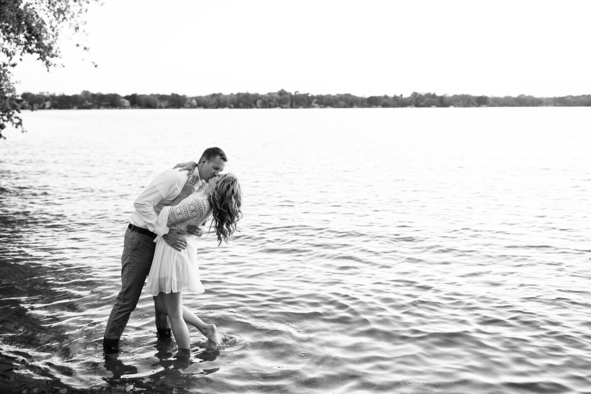 Oconomowoc_Engagement_Portraits5