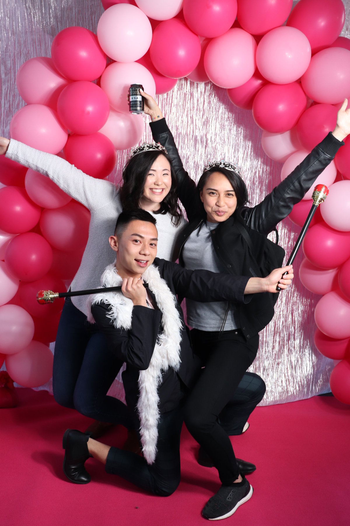 custom baloons photobooth