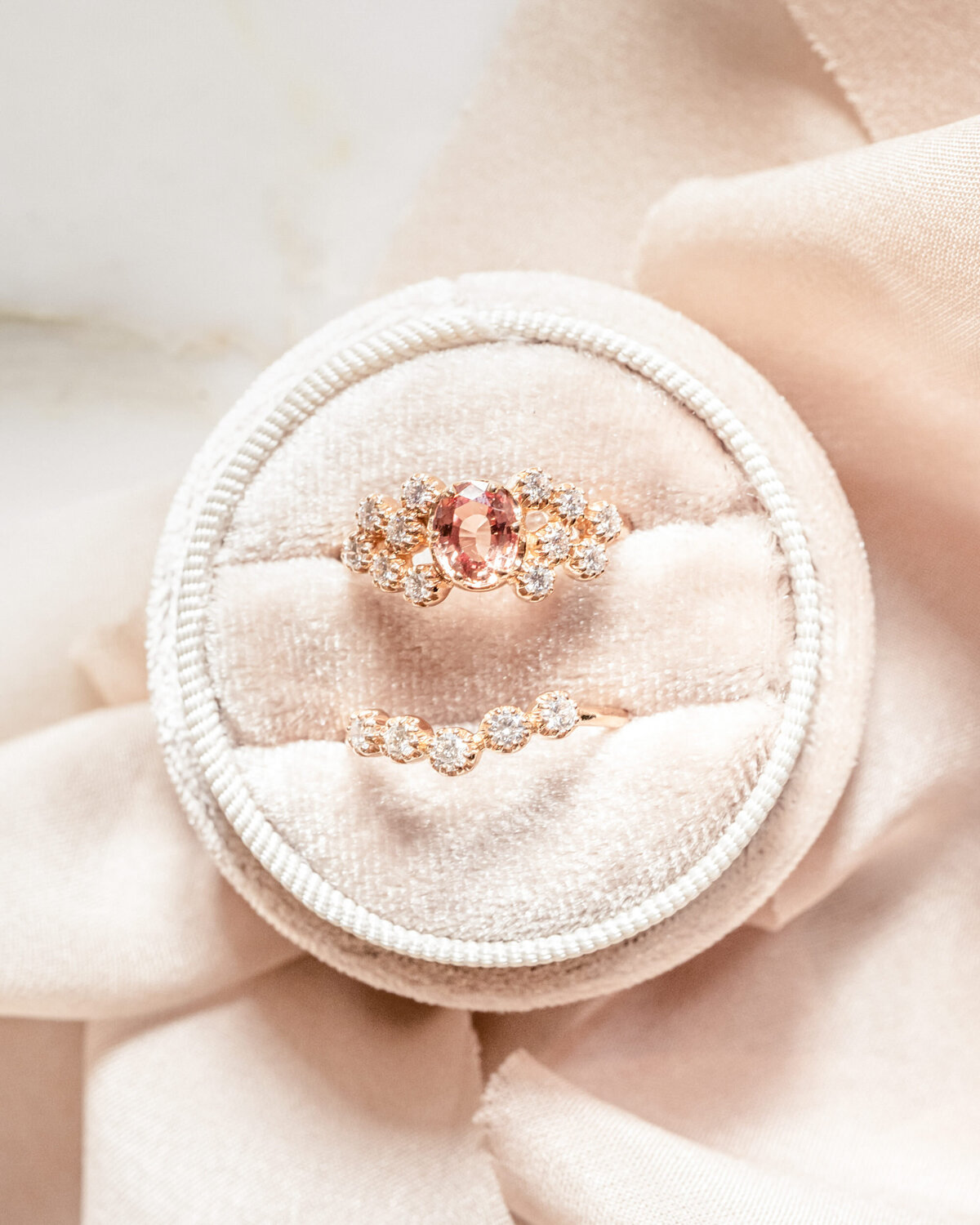 16-Villa-Sola-Cabiati-Flatlay-peach-green-Wedding-Photography-Victoria-Amrose (17)