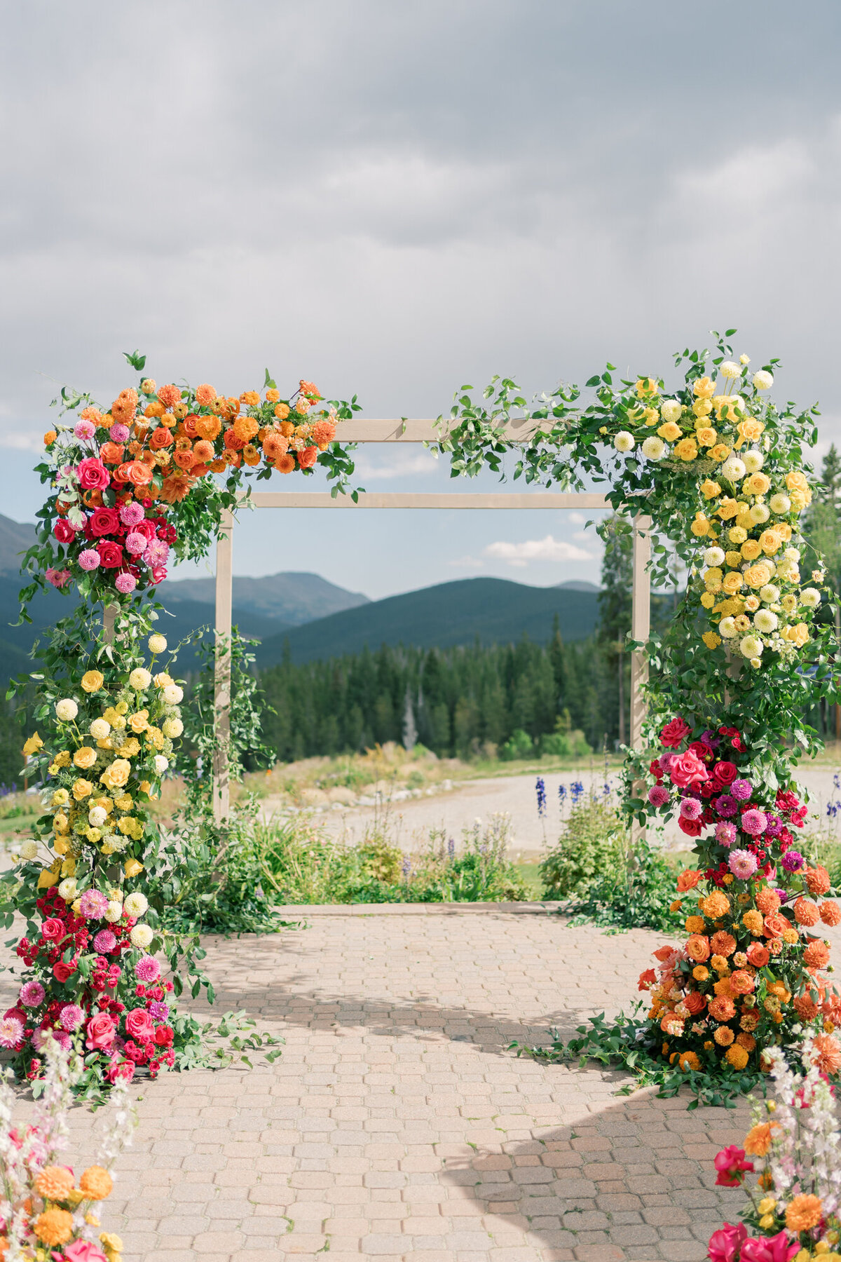 Ten-Mile-Station-Wedding-Breckenridge_Mary-Ann-Craddock-Photography_0018