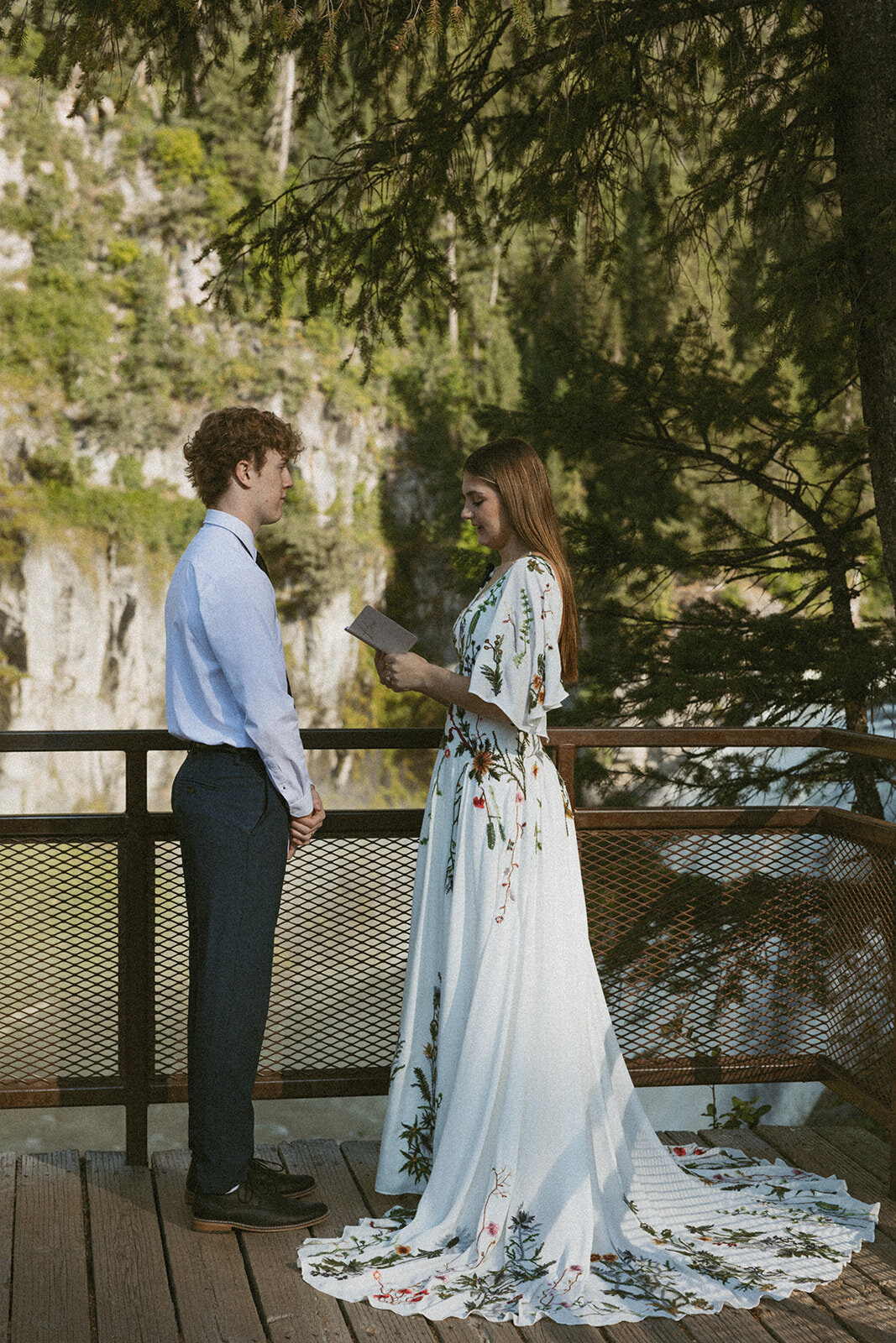 tanya-davids-photo-film-mesa-falls-yellowstone-rexburg-island-park-destination-storytelling-documentary-wedding-elopement-phototgrapher-idaho-54