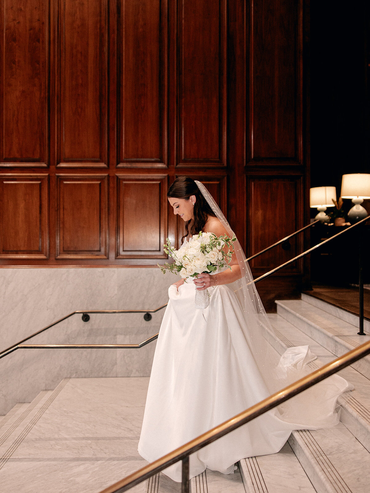 2024-04-20_Vittoria+NicholasBertlingWedding_MollyMurphyPhotography-28