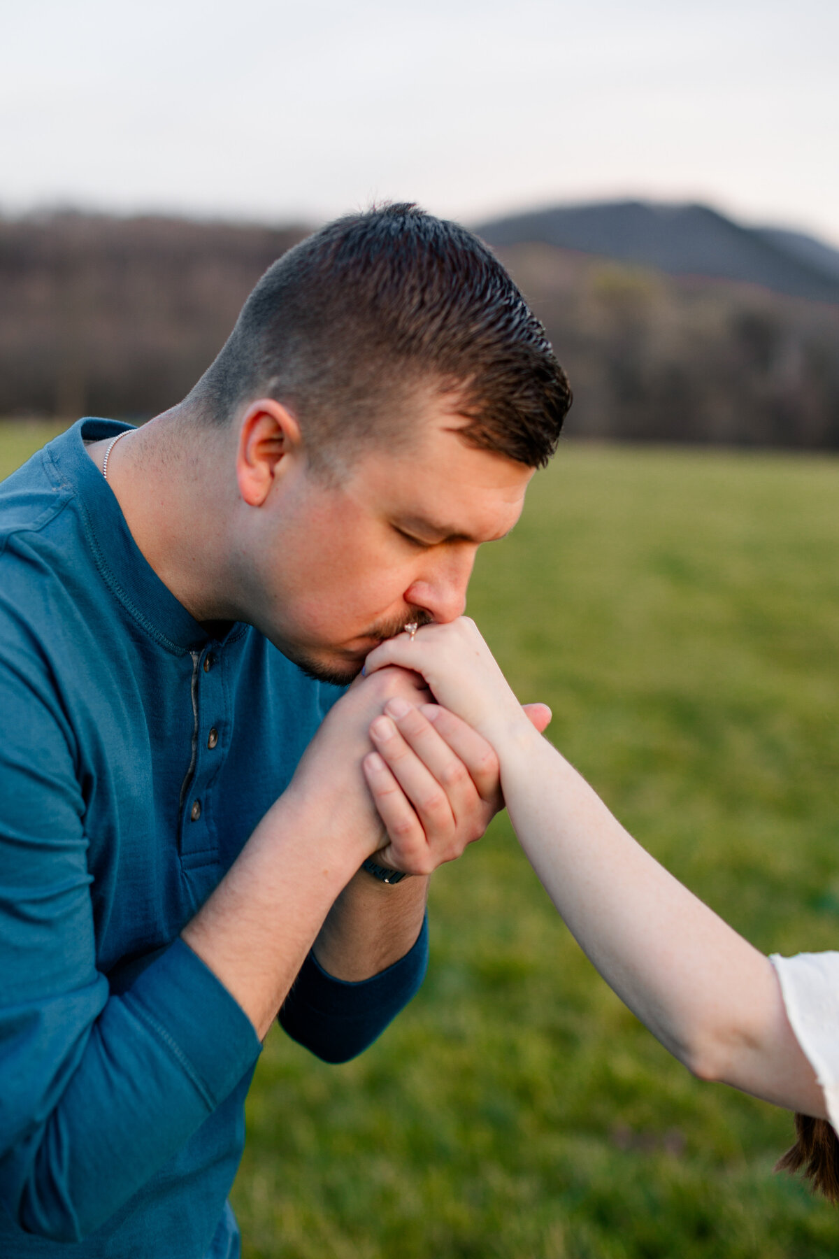 Colorful-Springtime-Greenhill-Park-Roanoke-Engagement-Session-Photography-S-159
