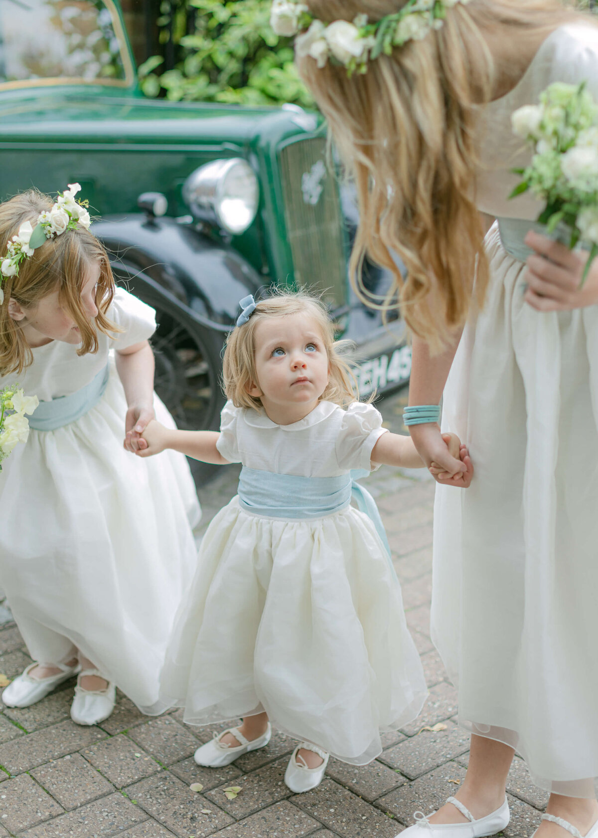 chloe-winstanley-weddings-stafford-flower-girl