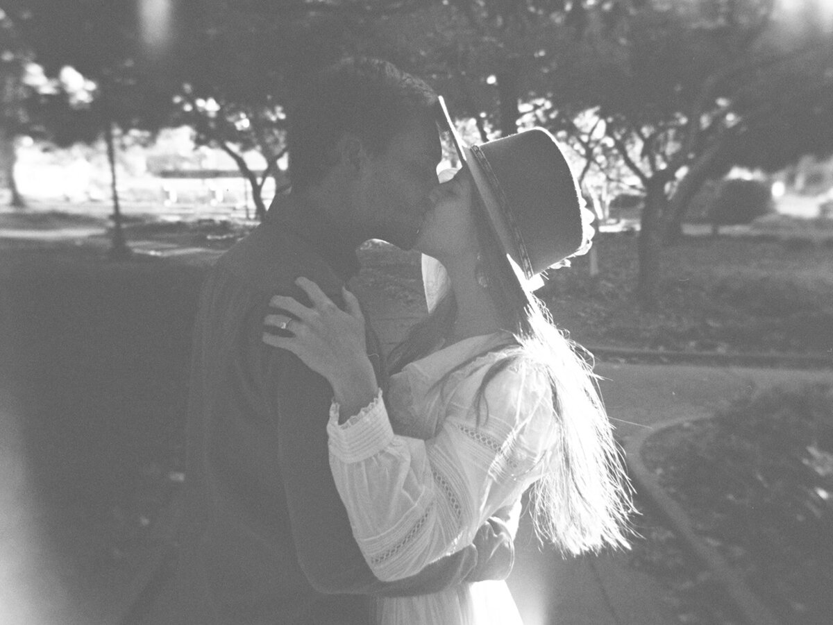 Susan+Ford-Engagement_AmandaCastlePhotography-121