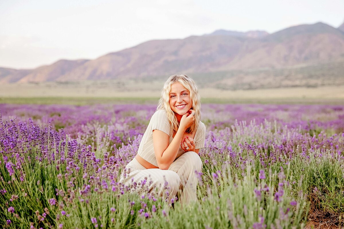 Utah-County-Lavender-Mini-Session-Magnolia-and-Grace-Photography-Co# (1)-5