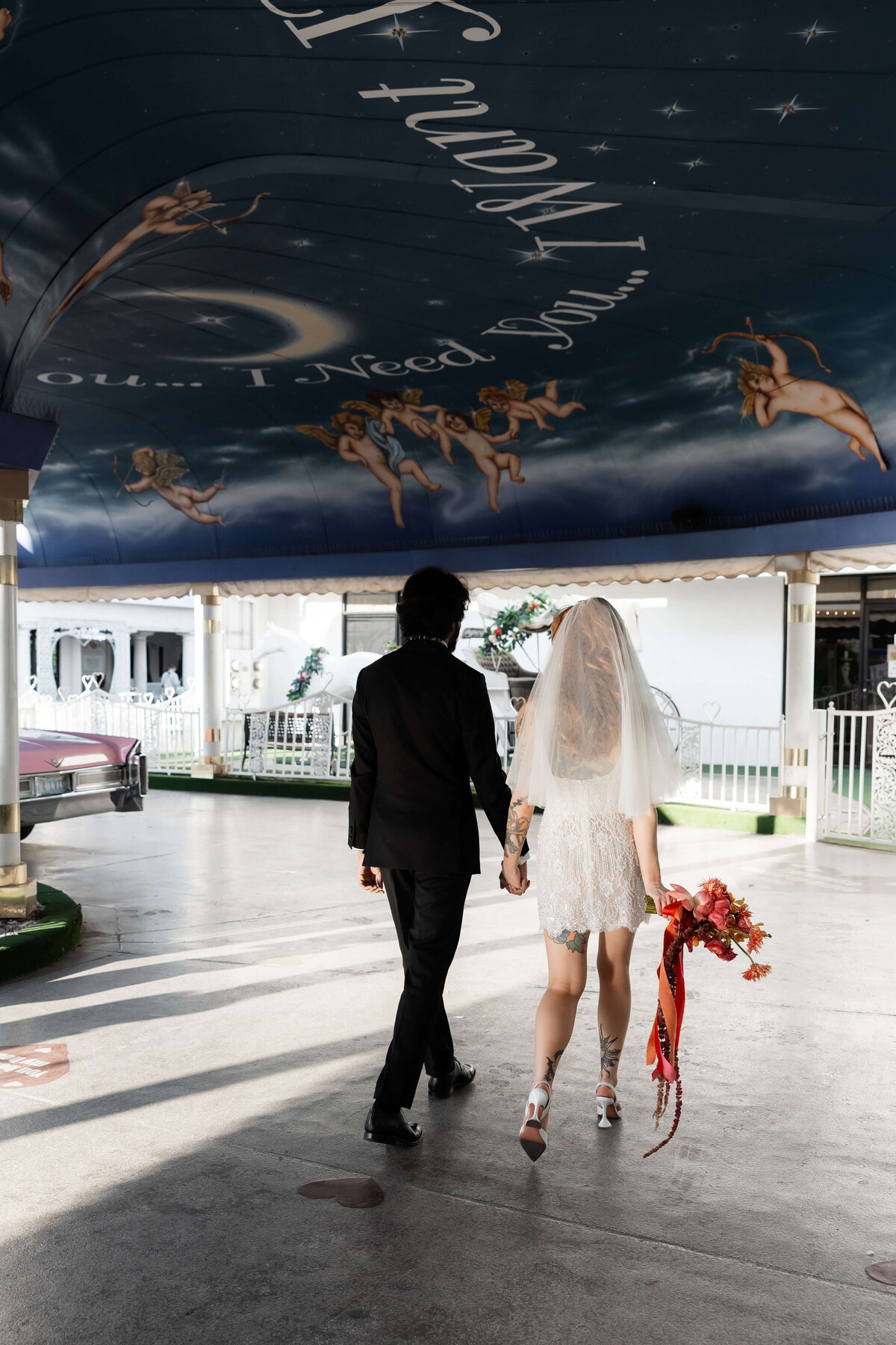 62riskyexposure_hayley-vikram_las-vegas-elopement-photography