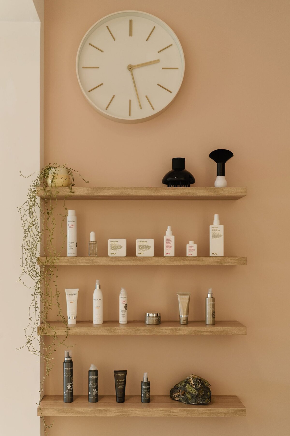 ChandraLaineDesign_SalonOlivine_17