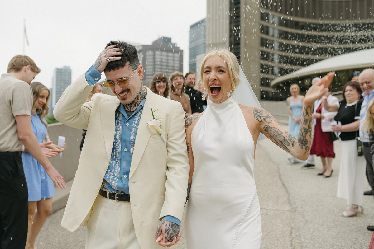 toronto-city-elopement-city-hall-edgy-nontradional-thedrake-rainy-day-cool-alternative-030