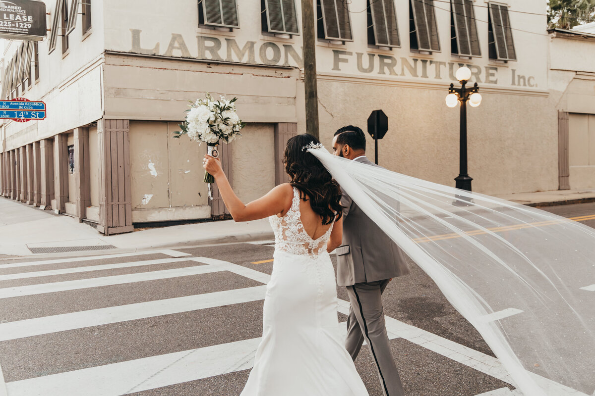 ariel-amir-photo-hotel-haya-elopement-chantilly-chic-celebrations-20