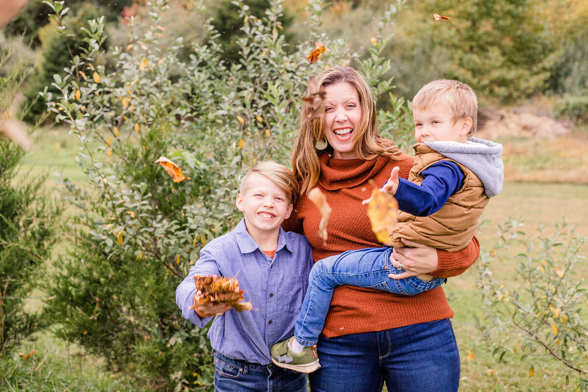 fun fall family portraits front royal virginia