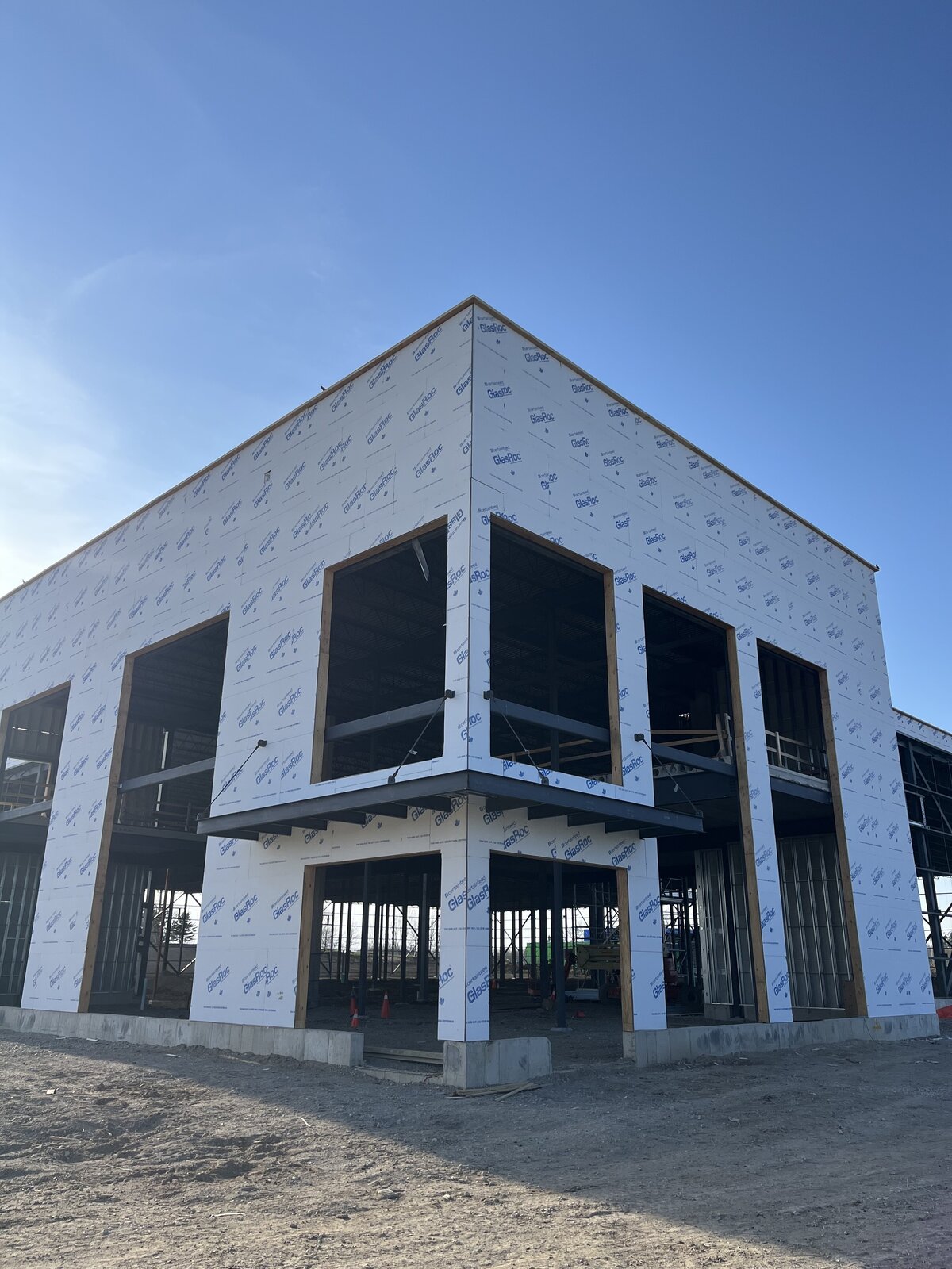 FCE5B952-65F5-4322-A143-9E86B0F930AA