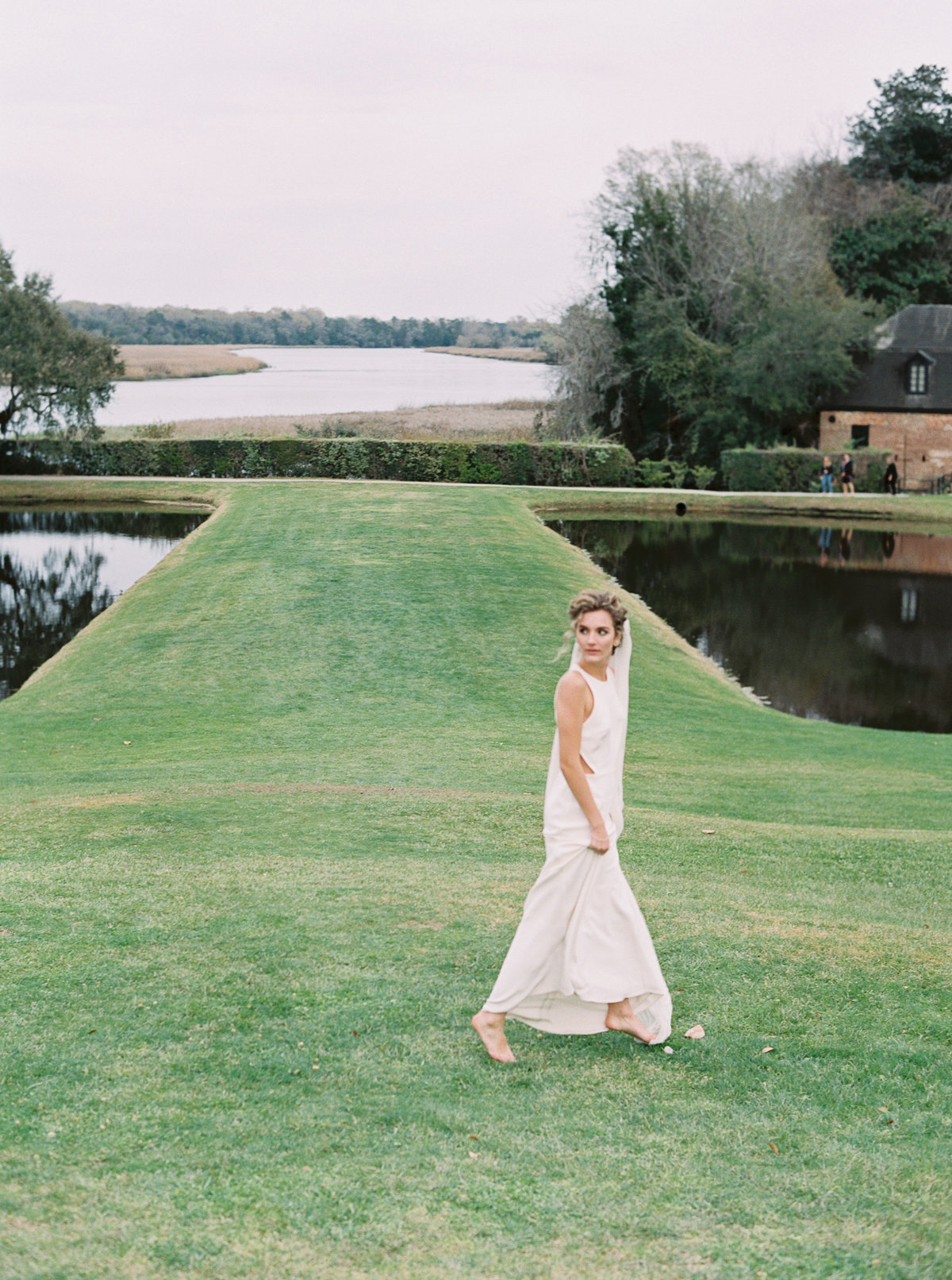 charleston_editorial_105