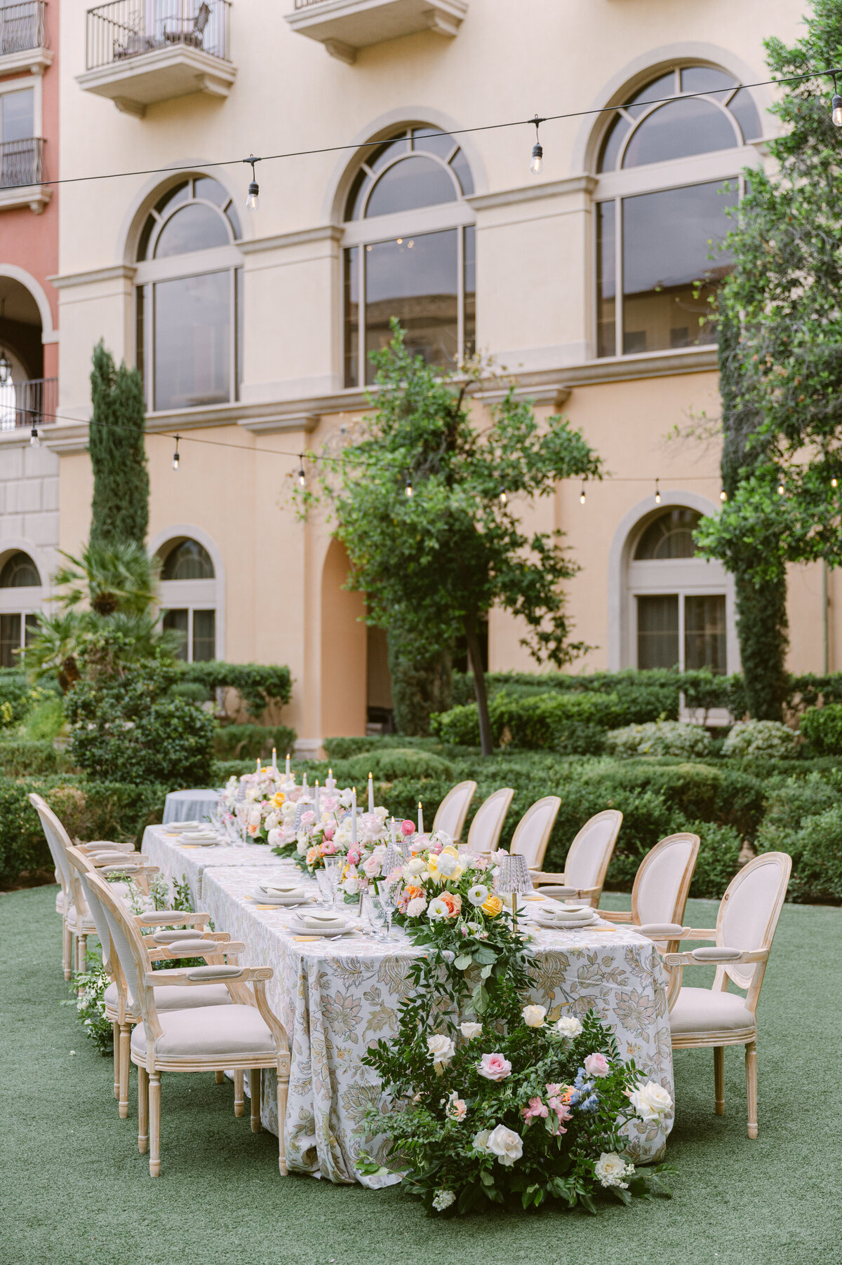 of-the-desert-flor-las-vegas-wedding-florist-hilton-lake-las-vegas-0031