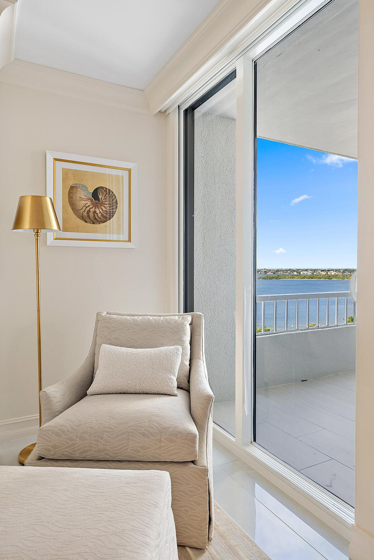 Interior-Concierges-Golden-Palms-Palm-Beach-Interior-Designer-23