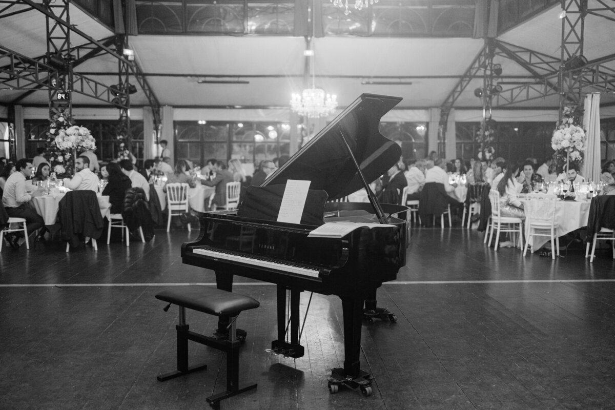 Photo mariage Toulouse château de Nolet musique piano