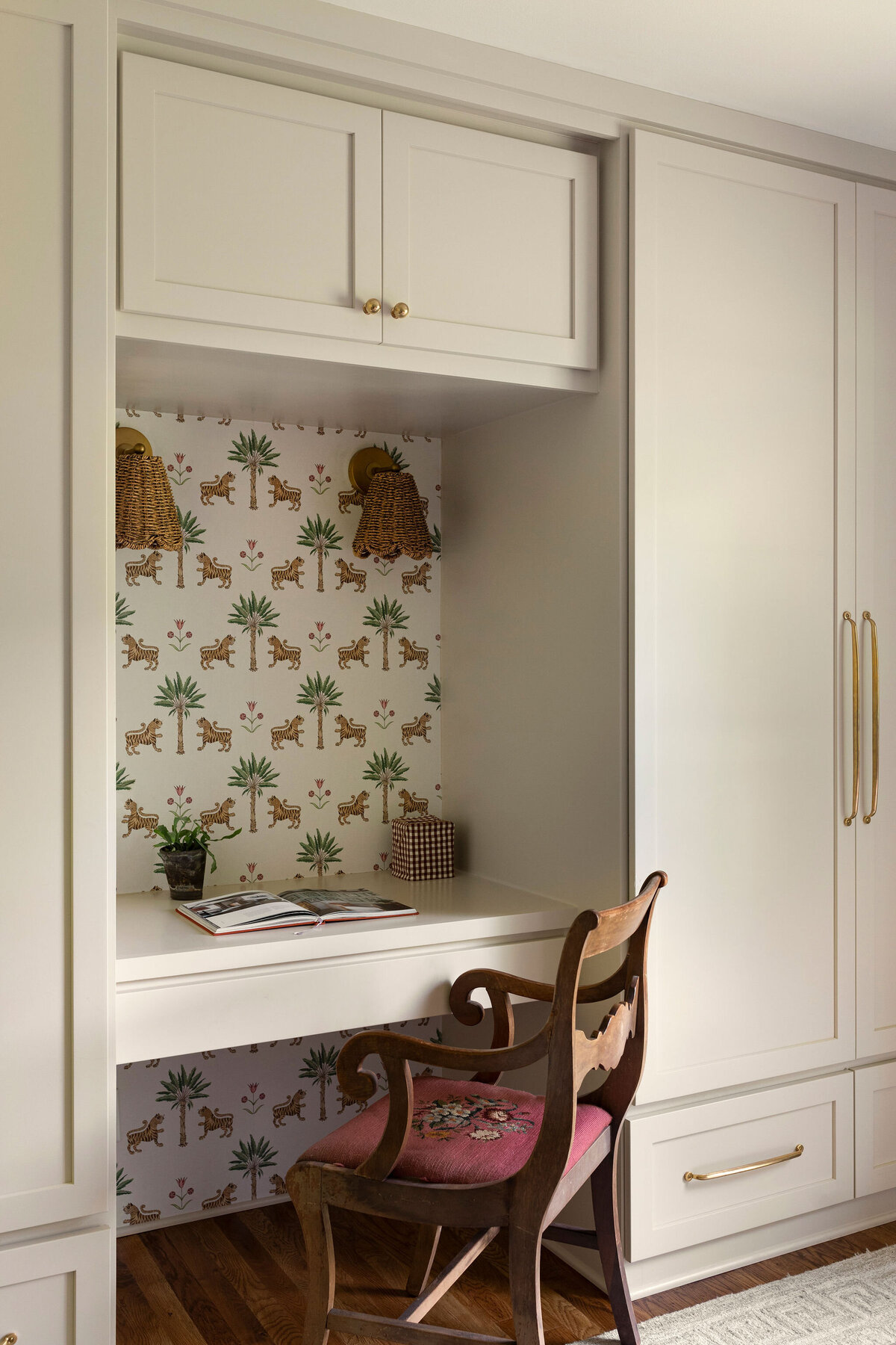 25_Inga_Casha_Interiors_5953_Sedberry_Rd