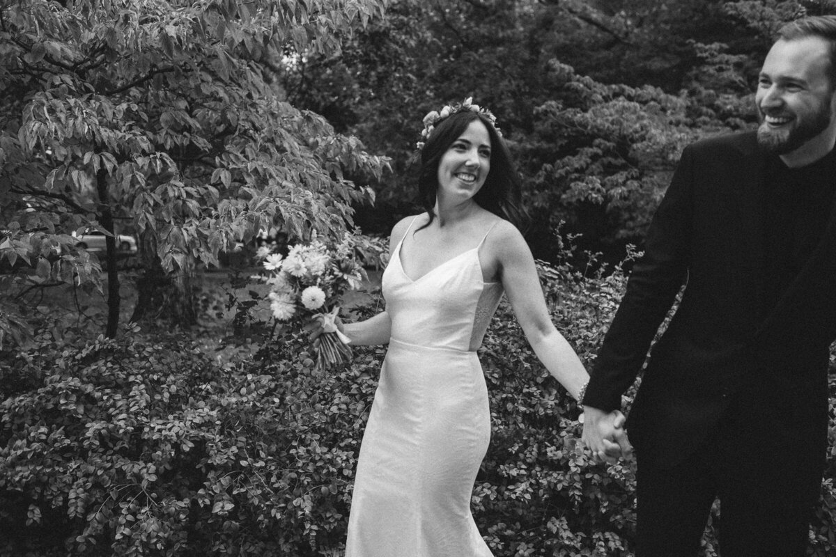 documentary photographer garden greenhouse wedding-130