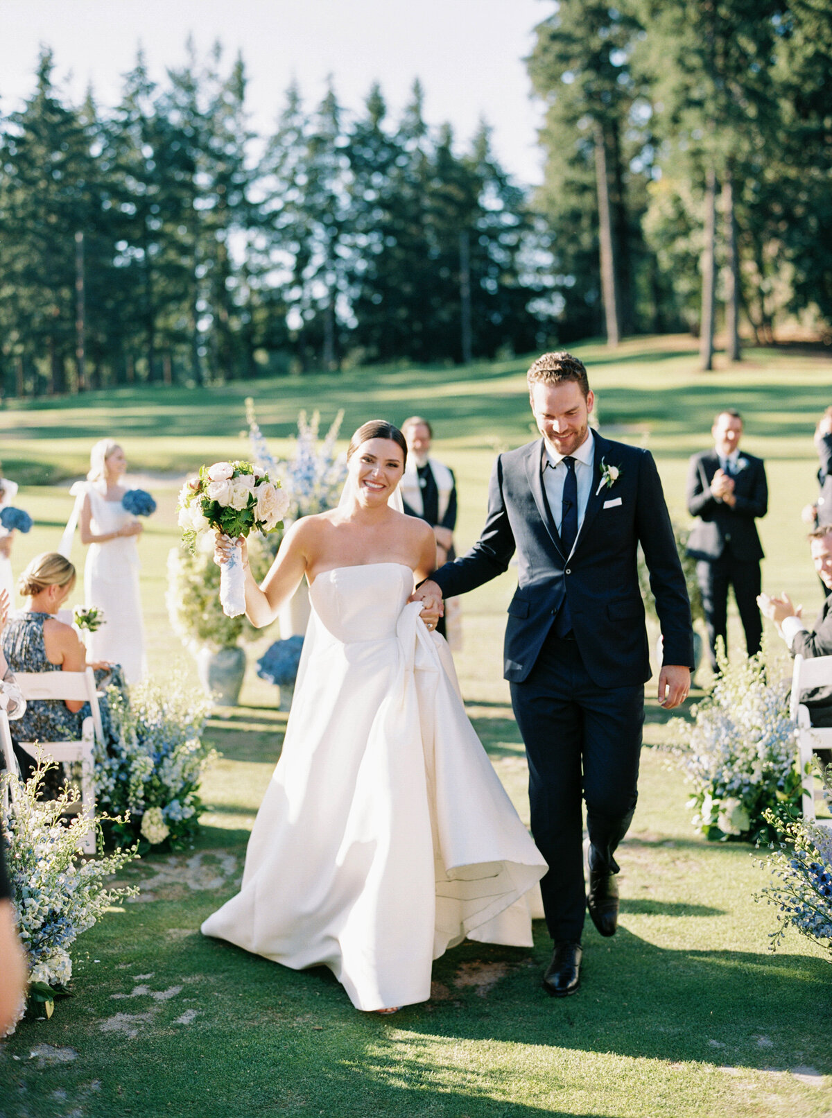 oswego-lake-country-club-wedding-by-portland-wedding-photographers-the-tenneys-23