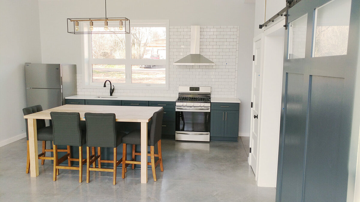 f1858575593197.5c50f612c121c