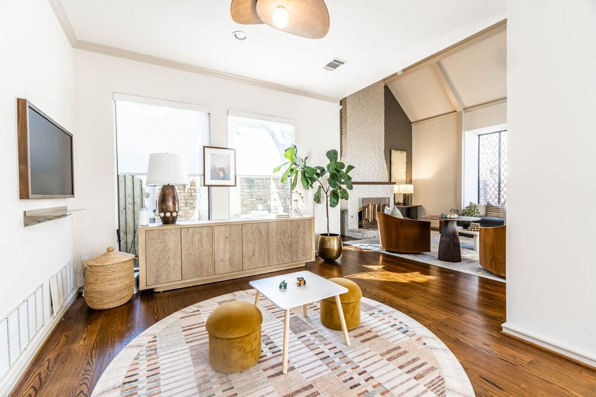 rebekah-nicole-interiors-ember-project-living-room-kids-play-area