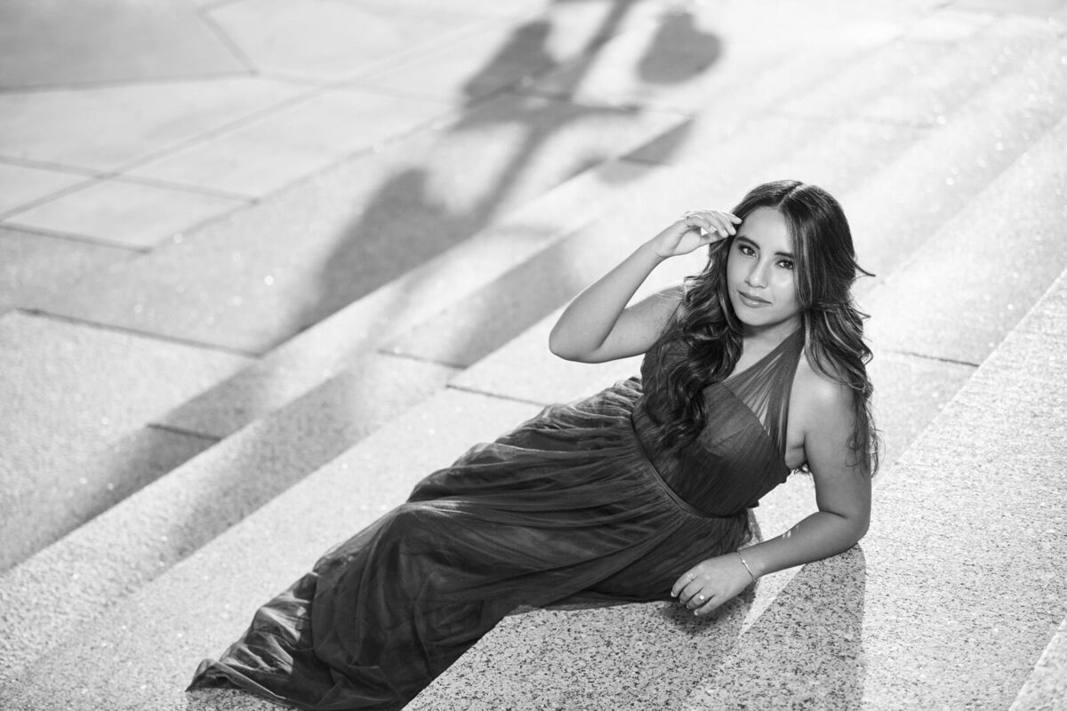 Elegant Senior Picture Photographer Portrait On Steps In Urban Setting-20