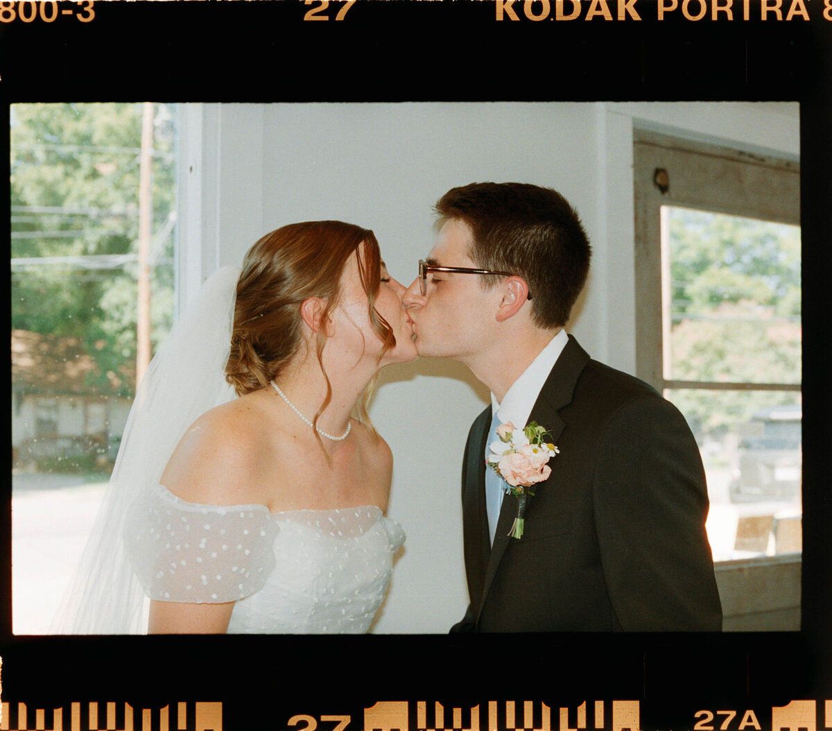 Brooke&PerronWeddingPhotos_HomeScans_AustinWeddingPhotographer_HereafterFilms-42