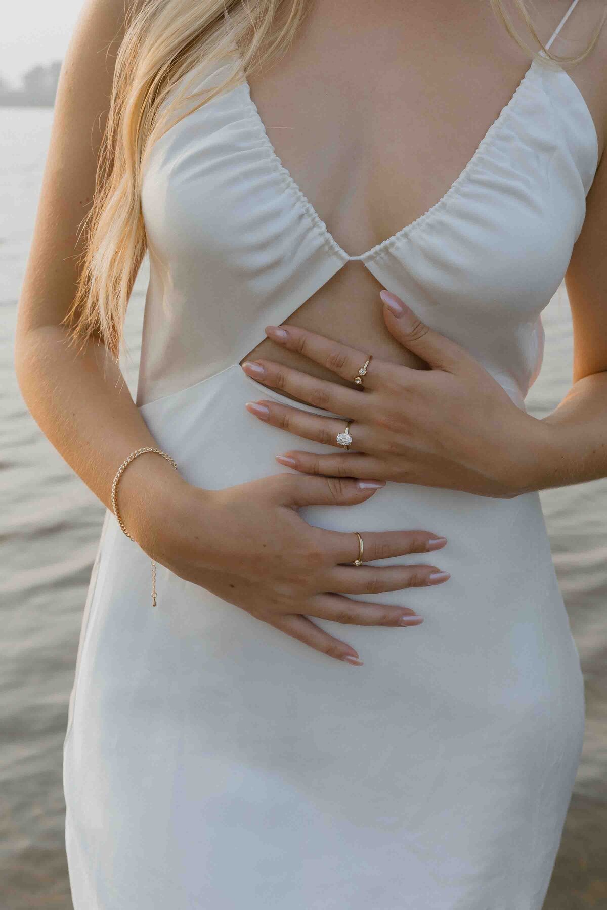 Petrie Islands Beach Engagement Photos Ottawa -  Sonia V Photography