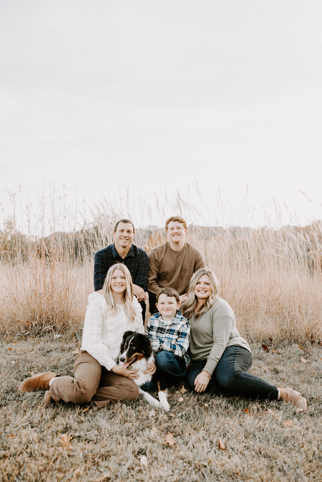 christina_ney_photography_wedding_engagement_lifestyle_photographer_dubuque_iowa_wedding_planning_assistance_adventurous_bold_laidback Family Photography25