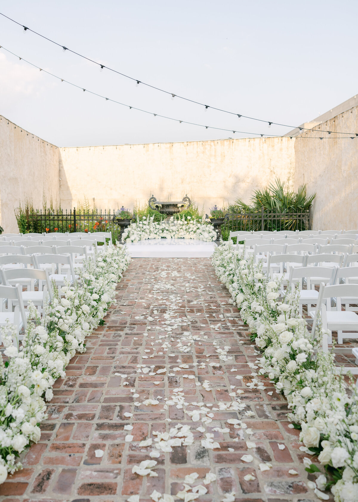 Old_Capitol_Inn_Jackson_Mississippi_Wedding_Photographer_Alyse_and_Ben_Photography-2953