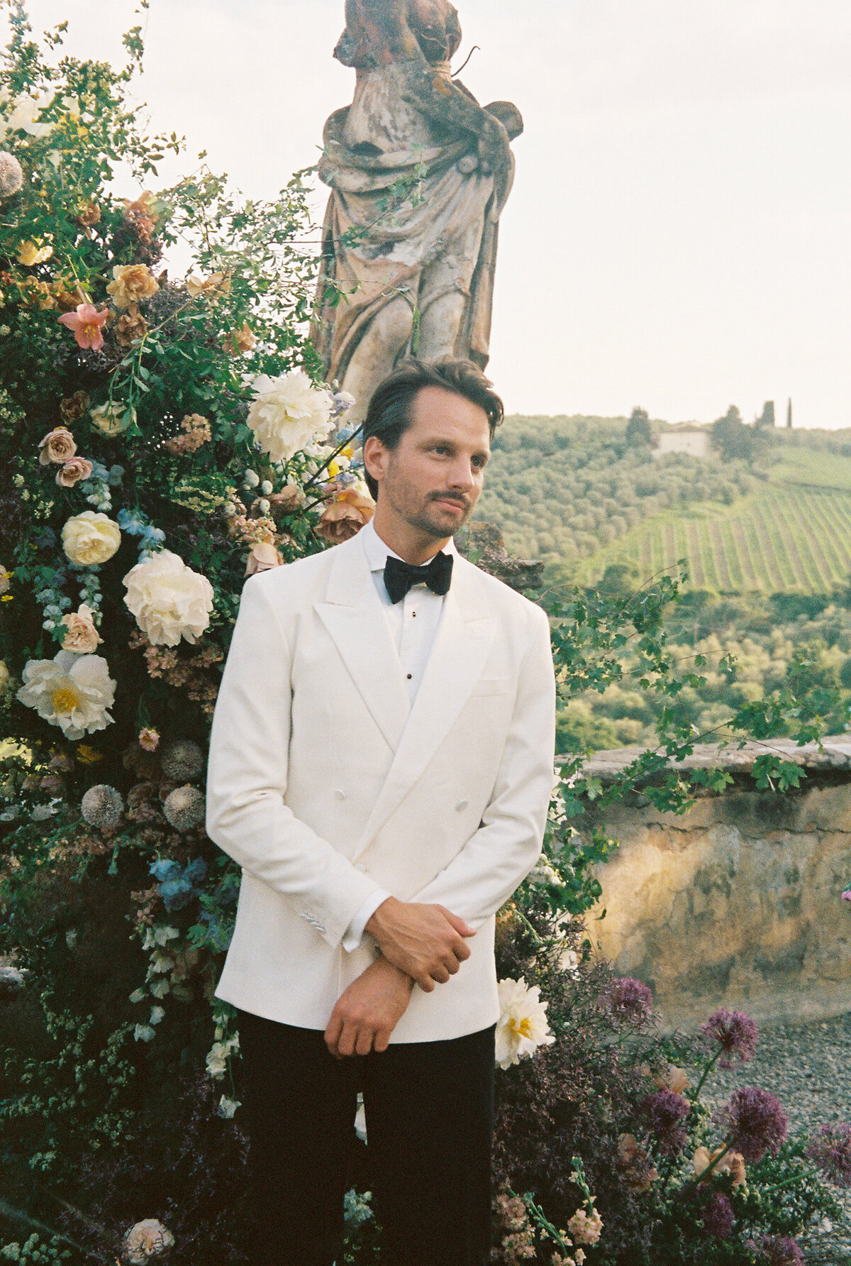 Villa-Corsini-Florence-Wedding-Larisa-Shorina-Photography-Italy-35mm-33