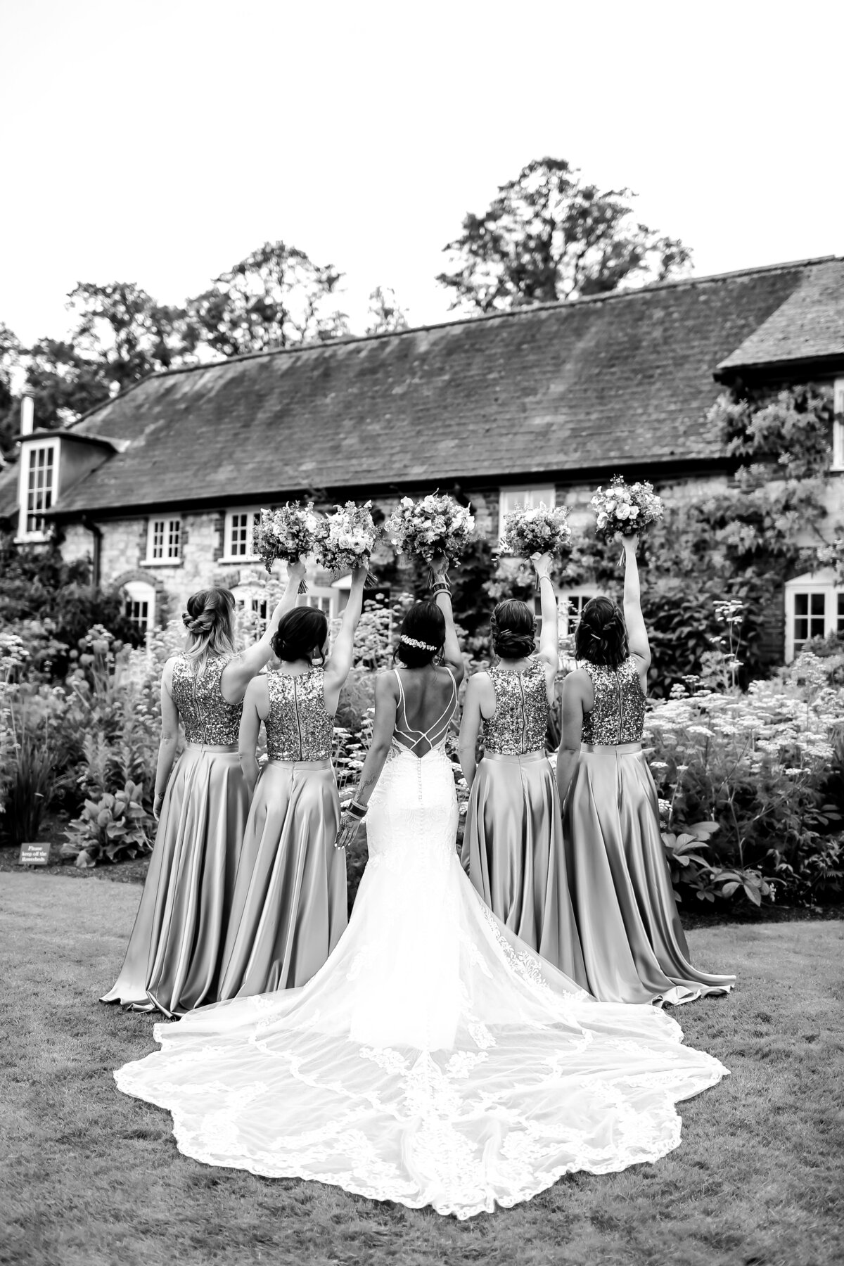 luxury-wedding-bury-court-barn-surrey-leslie-choucard-photography-66