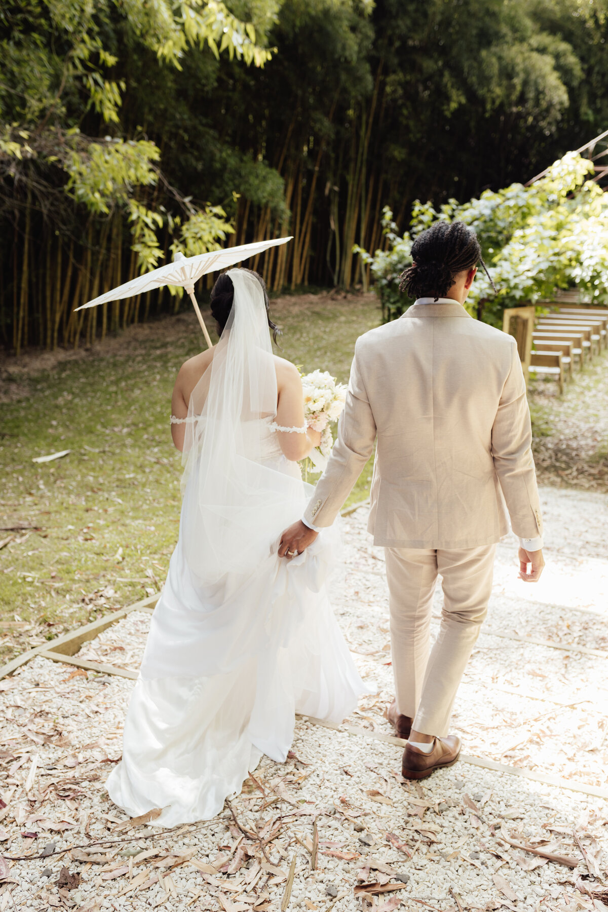 SNEAK PEEKS-2896