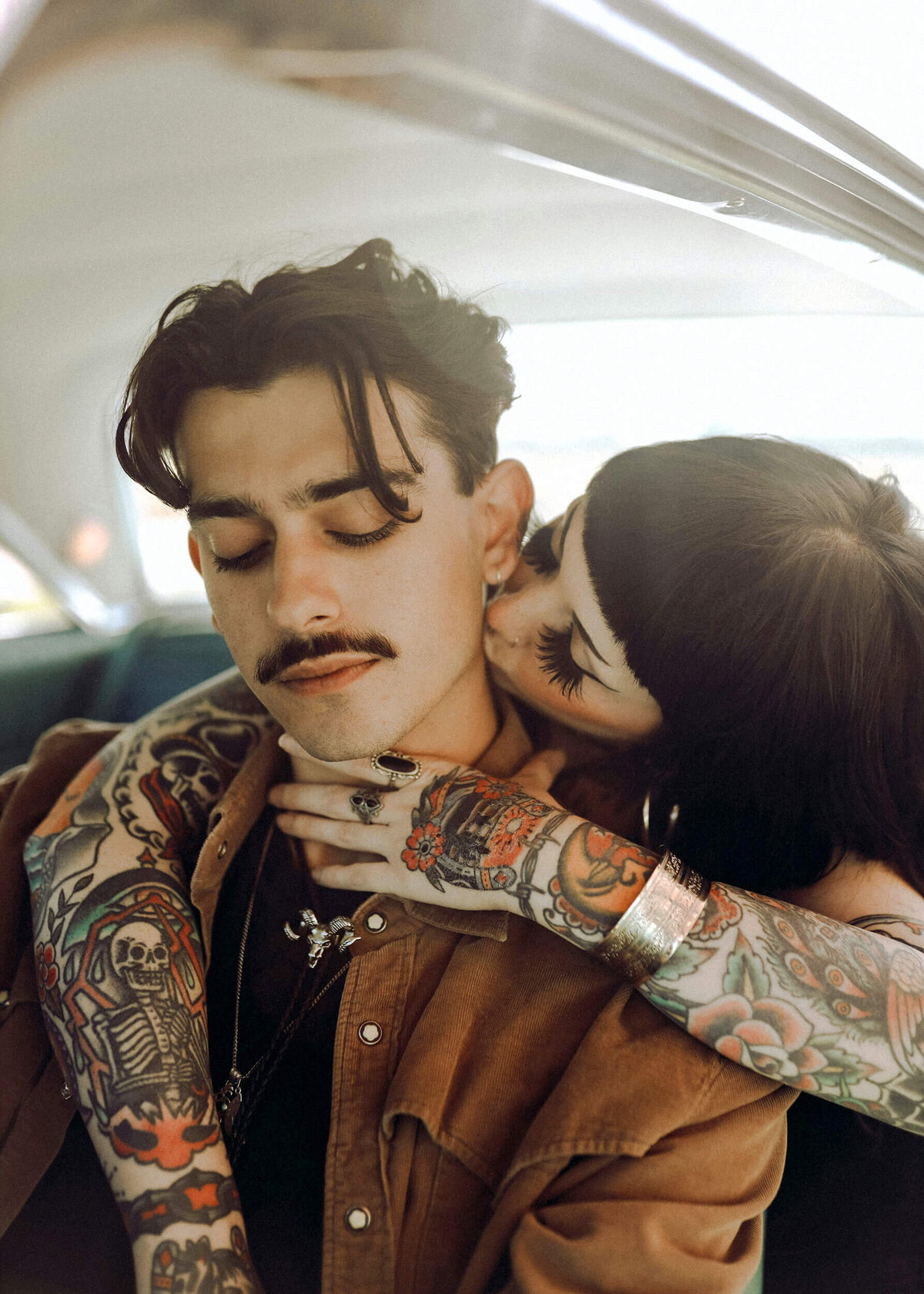 Couple-Tattoos-Kiss
